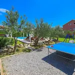 House With A Swimming Pool Kastel Luksic, - 23710 * Kaštela